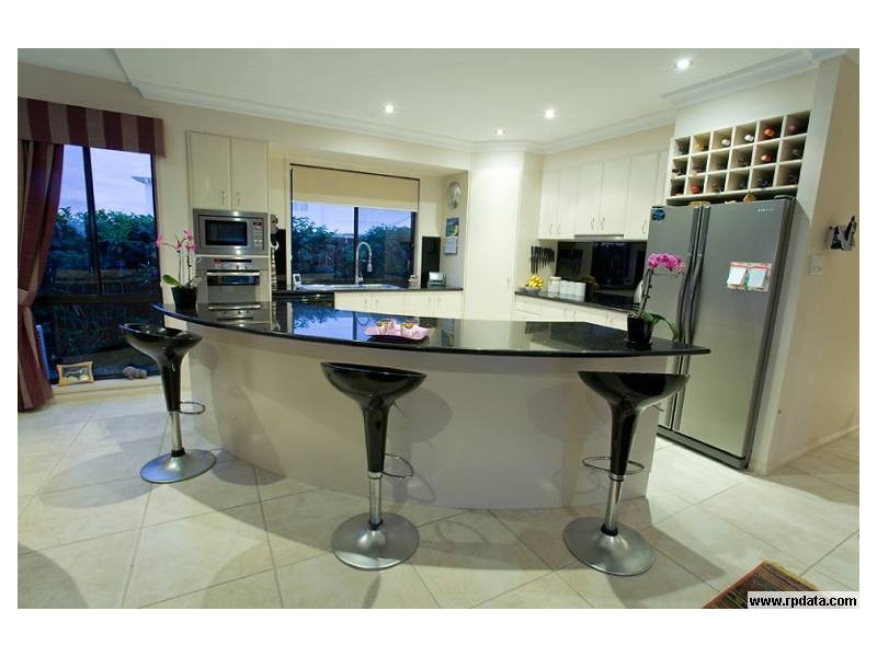 Kawana Waters QLD 4575