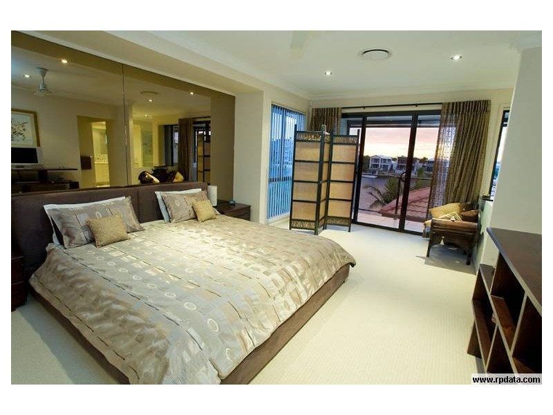 Kawana Waters QLD 4575