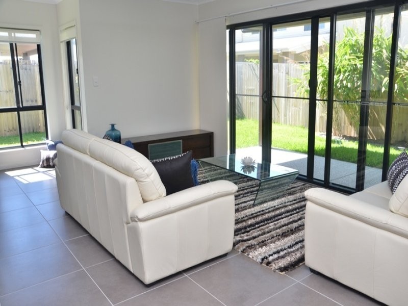 20 Tomkins Esp, Birtinya QLD 4575