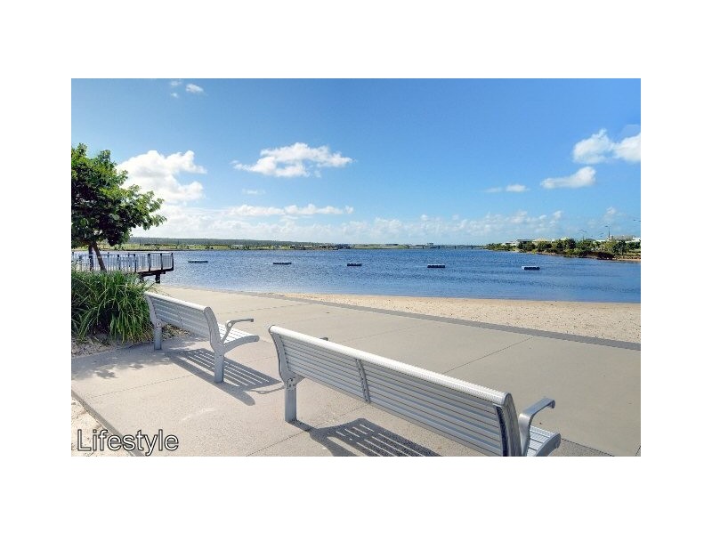 20 Tomkins Esp, Birtinya QLD 4575