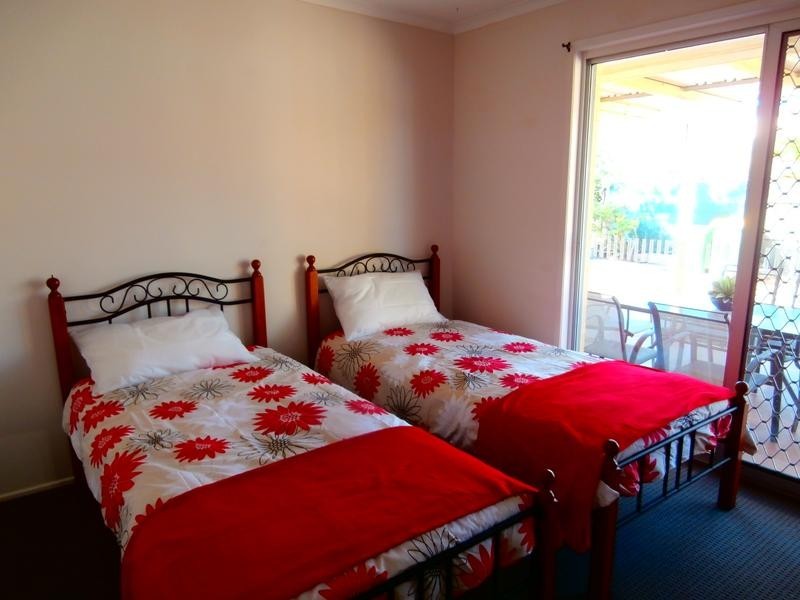 Warana QLD 4575
