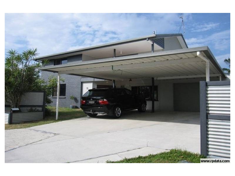 Warana QLD 4575