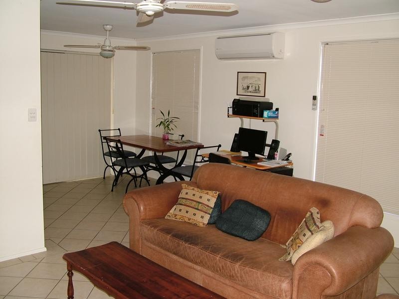 119 Nicklin Way, Warana QLD 4575