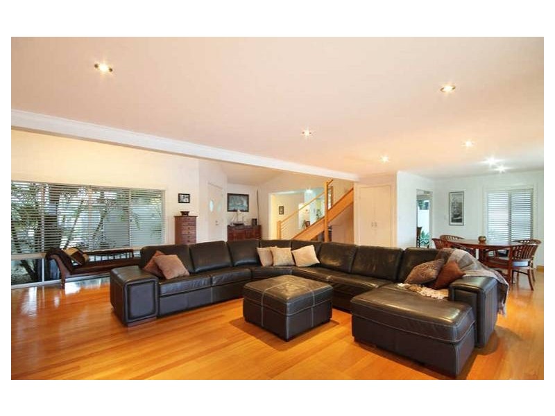 74 Chelsea Cresent, Minyama QLD 4575