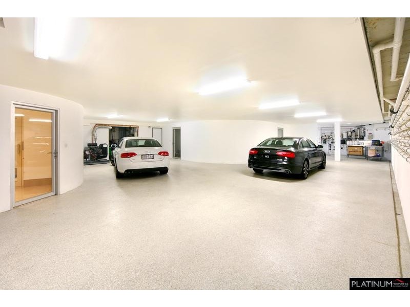 3 Oak Court, Minyama QLD 4575