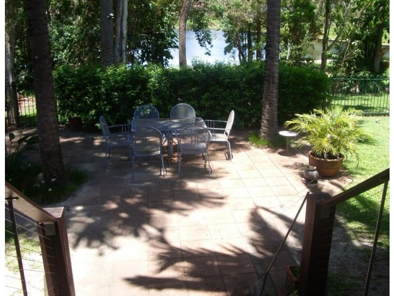 61 Karawatha Drive, Mountain Creek QLD 4557