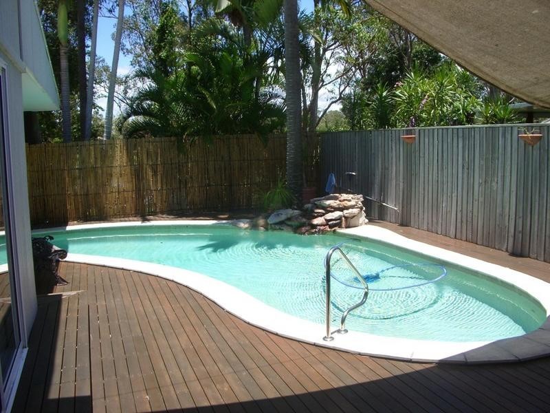 61 Karawatha Drive, Mountain Creek QLD 4557