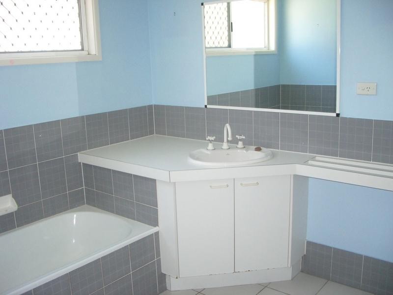 61 Karawatha Drive, Mountain Creek QLD 4557