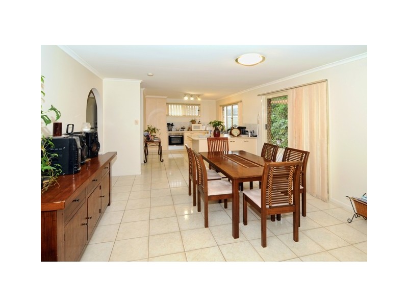 12 Lapoinya Crescent, Warana QLD 4575