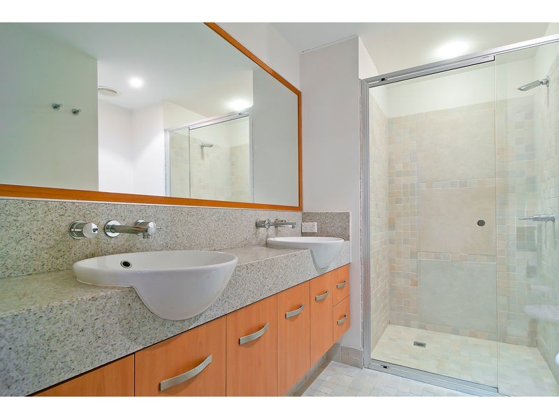 213/13 Nicklin Way, Minyama QLD 4575
