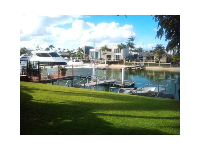 Minyama QLD 4575