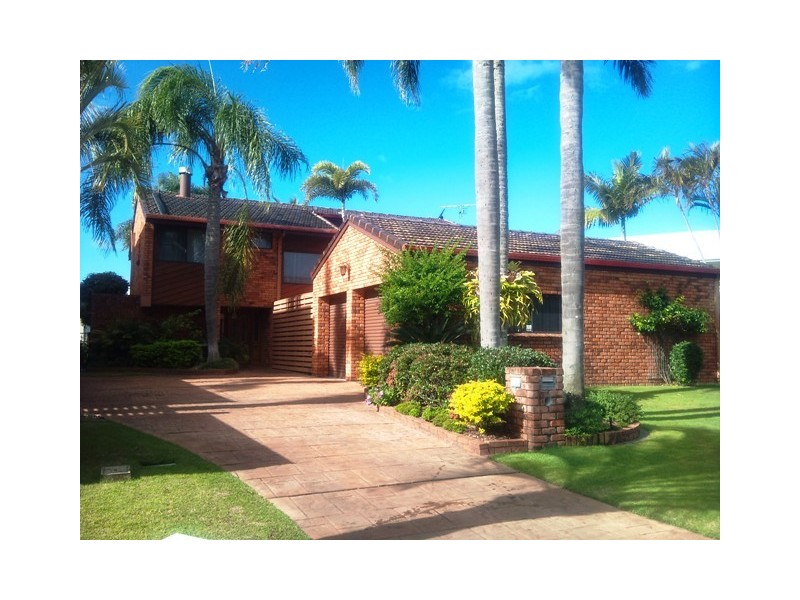 Minyama QLD 4575