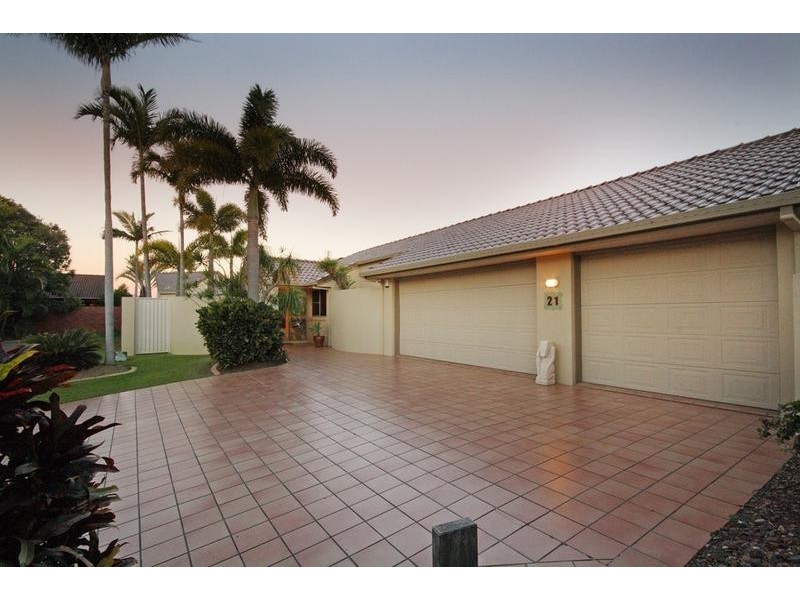 21 Cypress Court, Minyama QLD 4575