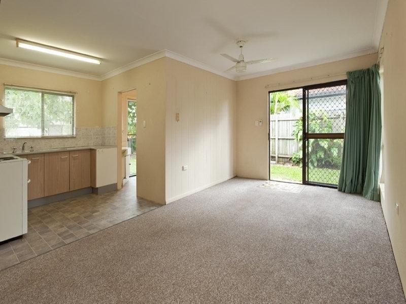 2/22 Balyata Crescent, Warana QLD 4575