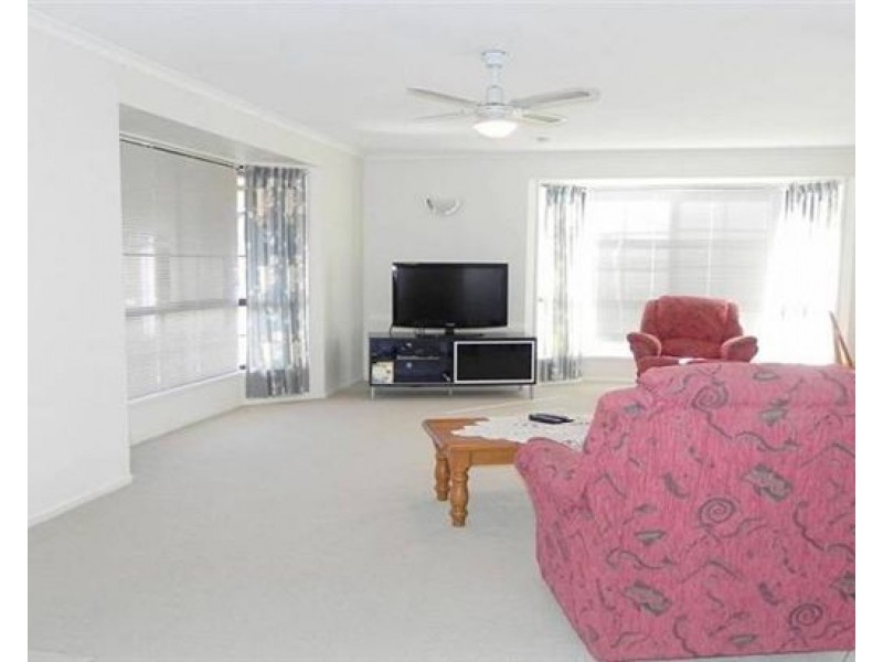 134 Sunbird Chase, Parrearra QLD 4575