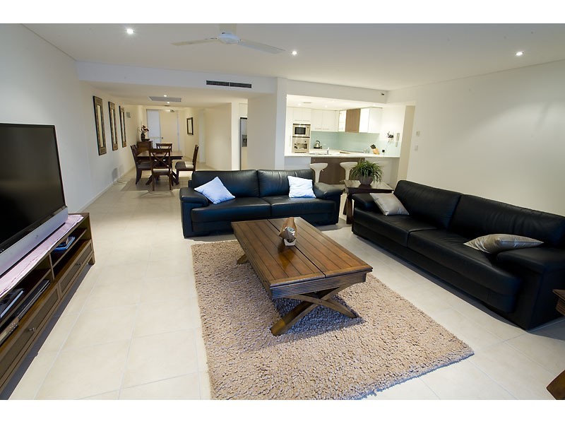 55/7 Grand Parade, Kawana Island QLD 4575