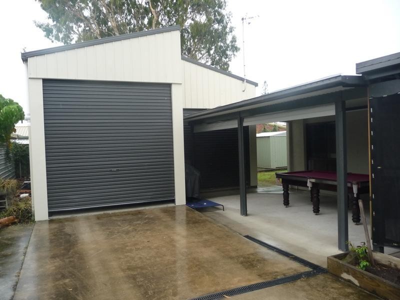 67 Nicklin Way, Warana QLD 4575
