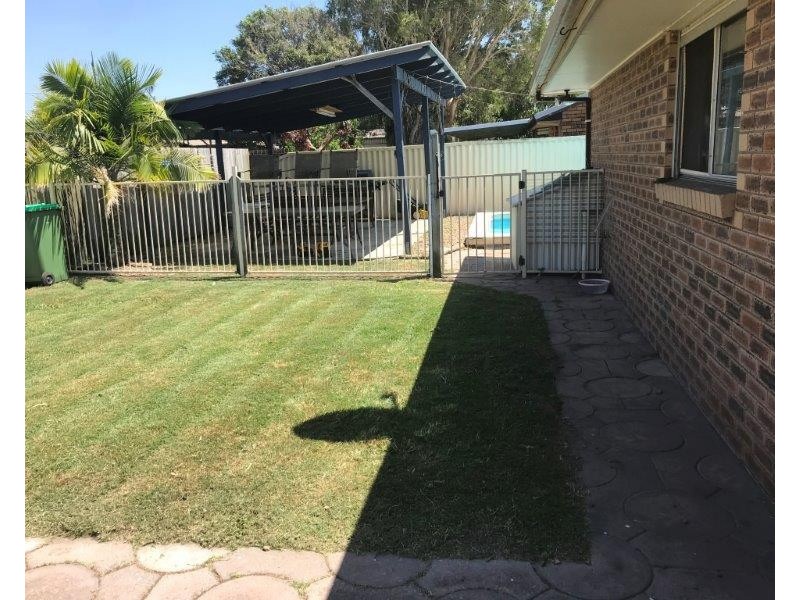 31 Ilaroo Crescent, Warana QLD 4575