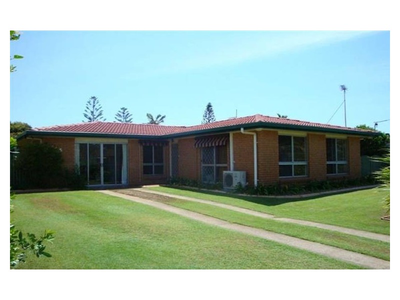 5 Langura Street, Warana QLD 4575