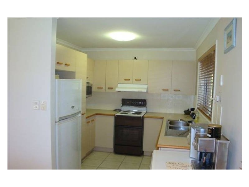 5 Langura Street, Warana QLD 4575