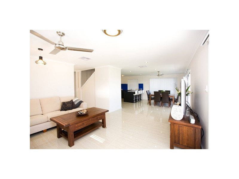 4 Reef Corut, Wurtulla QLD 4575