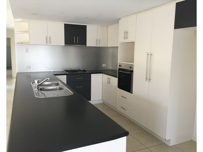 3 Komodo Court, Kawana Island QLD 4575