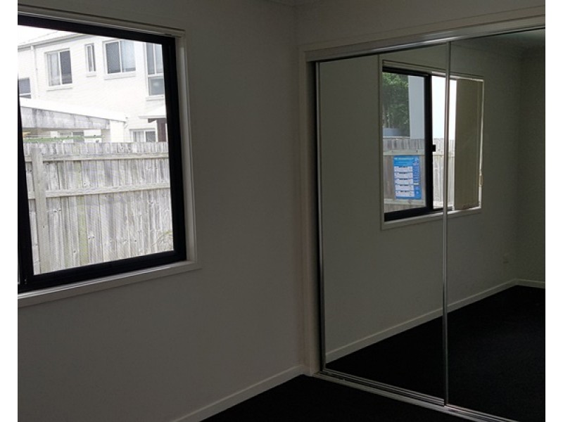 3 Komodo Court, Kawana Island QLD 4575