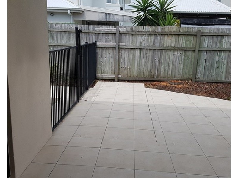 3 Komodo Court, Kawana Island QLD 4575