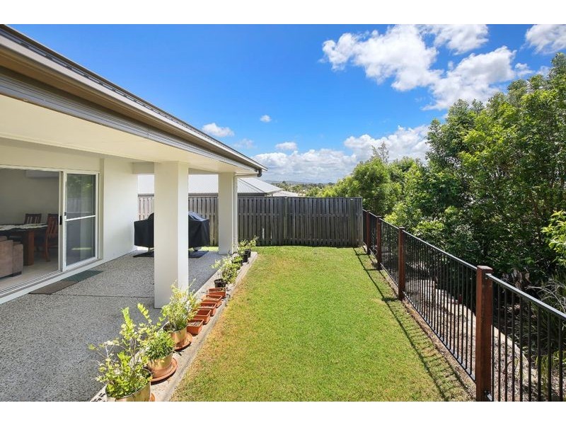 13 Riverstone Crescent, Meridan Plains QLD 4551