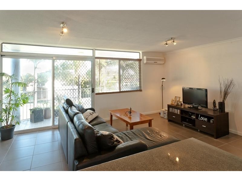 6/93 Iluka Avenue, Buddina QLD 4575