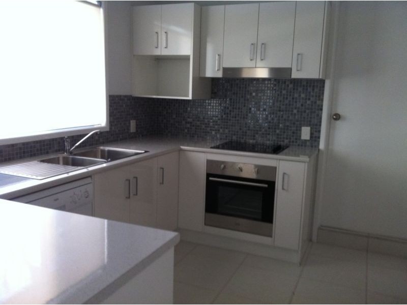 4 Moondarra Crescent, Mooloolaba QLD 4557