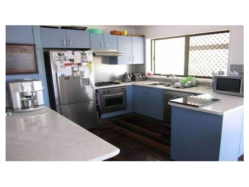 9 Perina Street, Warana QLD 4575