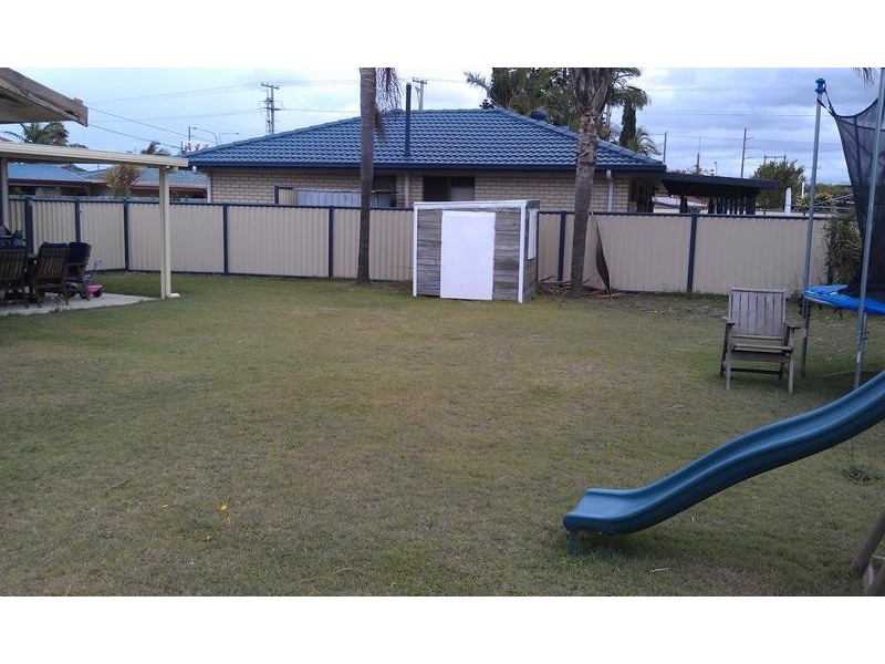 21 Bandaroo Street, Warana QLD 4575