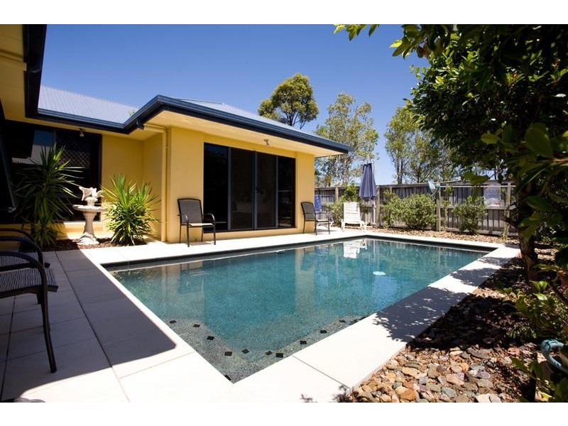 20 Fitzroy Court, Kawana Island QLD 4575