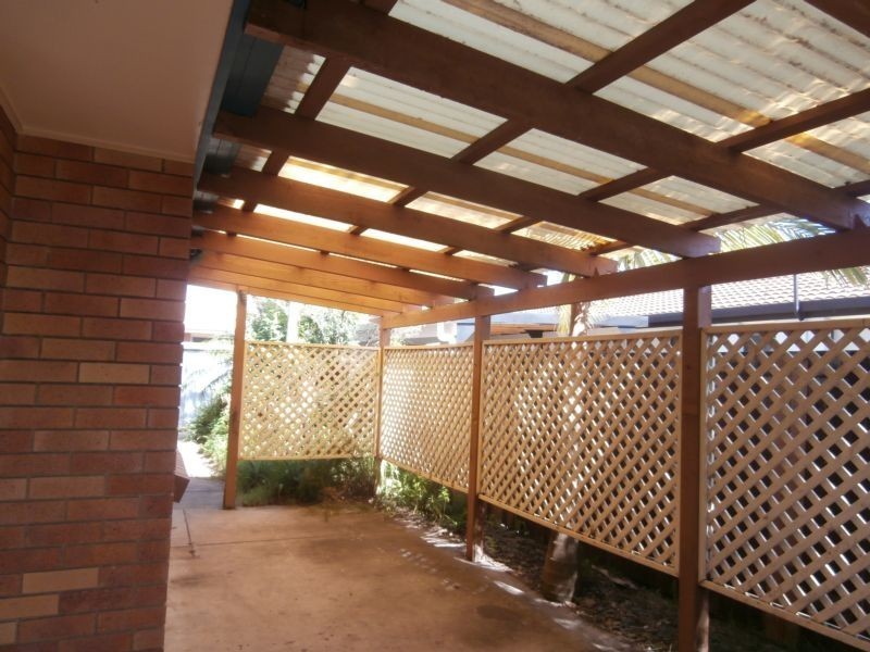 4 Bluebird Parade, Warana QLD 4575