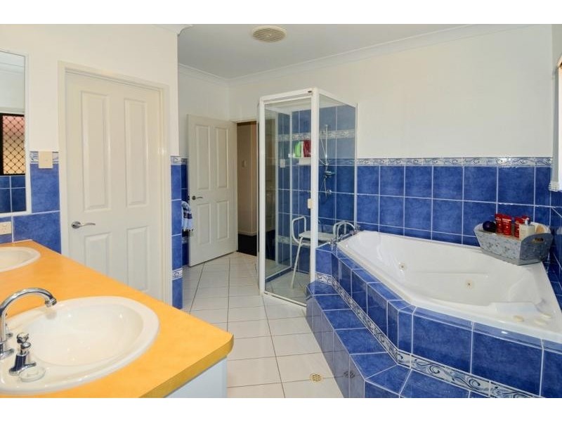 55 Marawa Drive, Parrearra QLD 4575