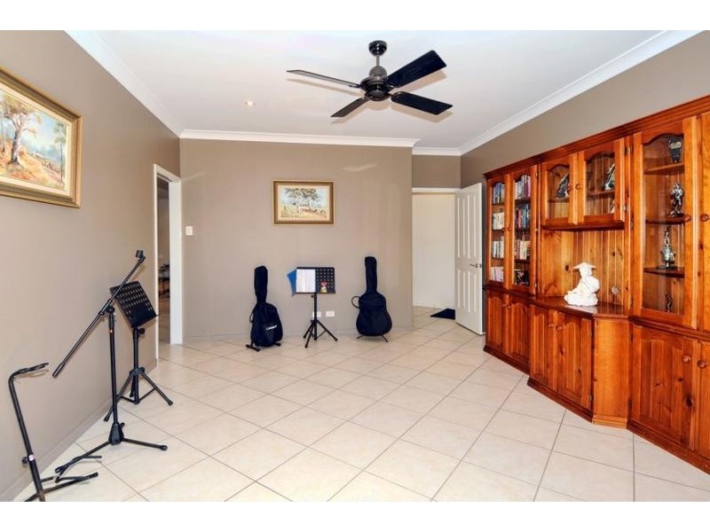 55 Marawa Drive, Parrearra QLD 4575
