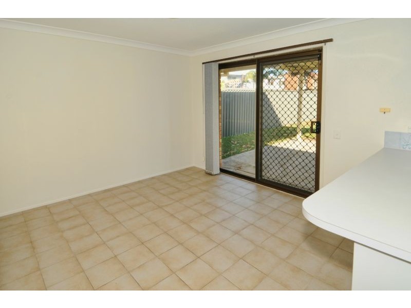 5 Saleng Crescent, Warana QLD 4575