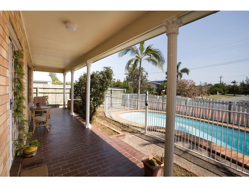 11 Lapoinya Crescent, Warana QLD 4575