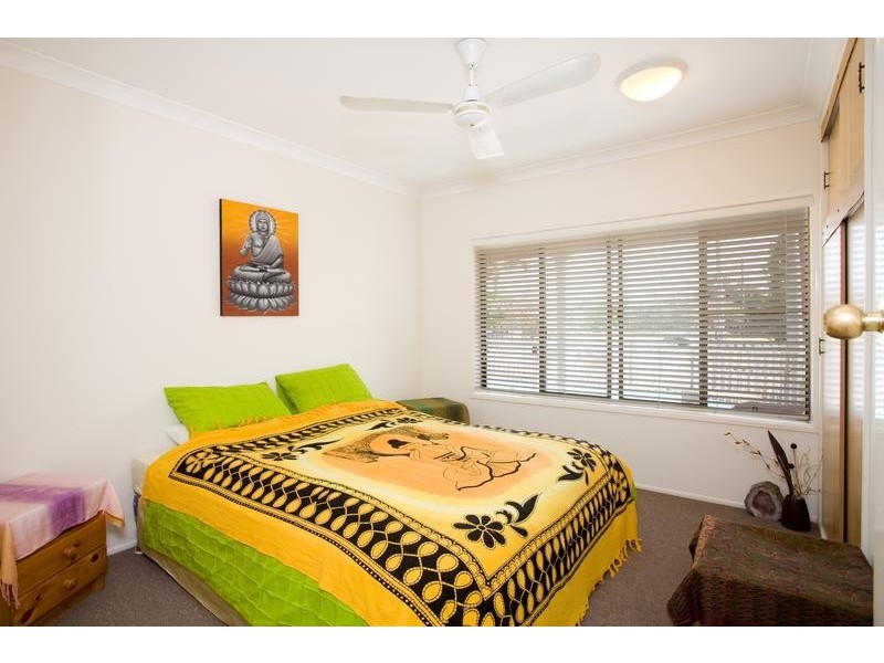 11 Lapoinya Crescent, Warana QLD 4575