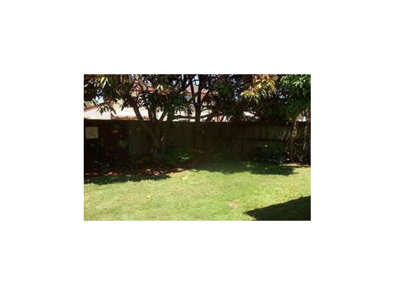 Warana QLD 4575