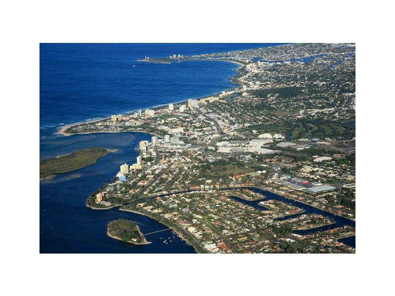 1 & 2/58 Wrigley Street, Maroochydore QLD 4558