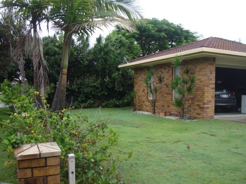 6 Adelong Crescent, Buddina QLD 4575