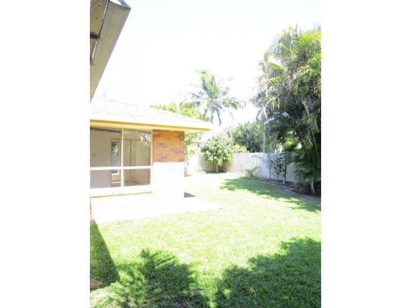 6 Adelong Crescent, Buddina QLD 4575