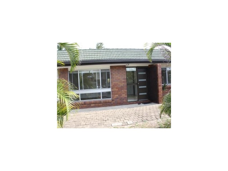 Warana QLD 4575