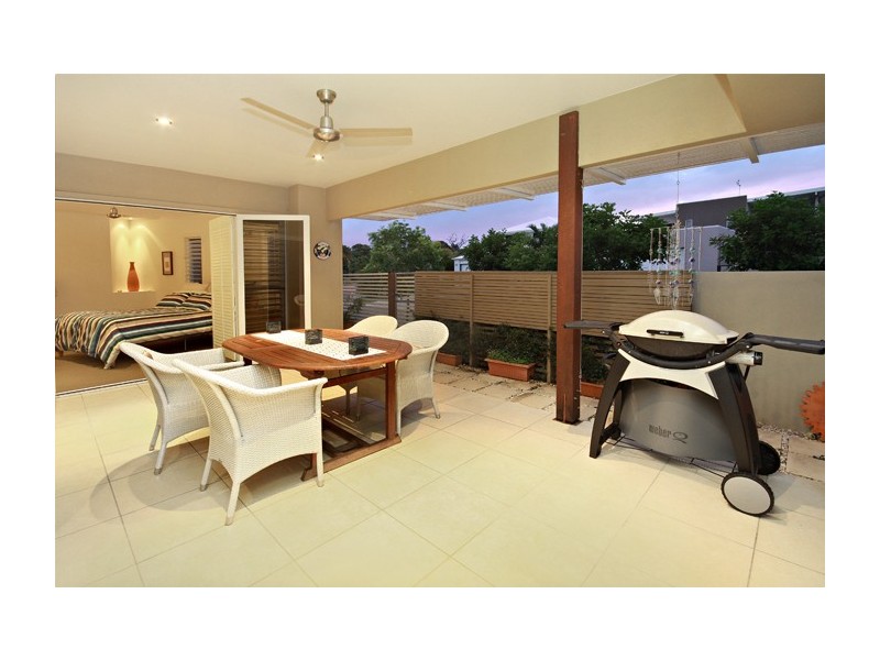 3 Tortola Place, Kawana Island QLD 4575