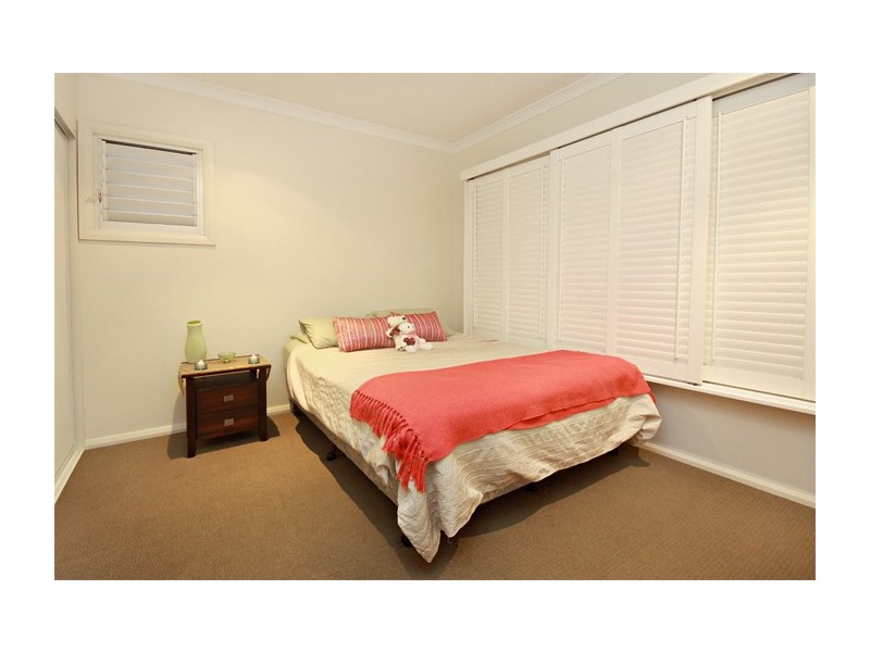 3 Tortola Place, Kawana Island QLD 4575