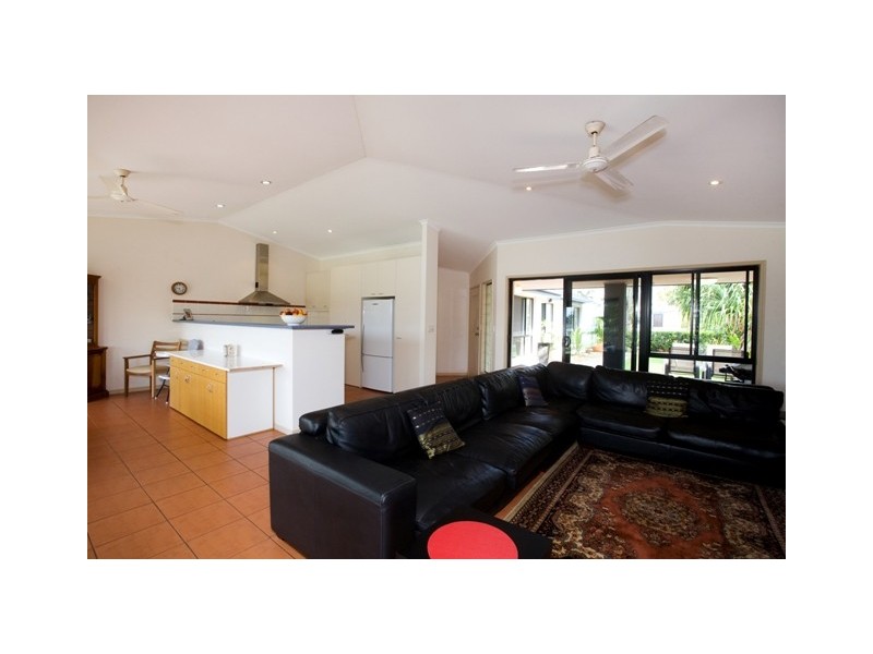 47 Tarcoola Avenue, Mooloolaba QLD 4557