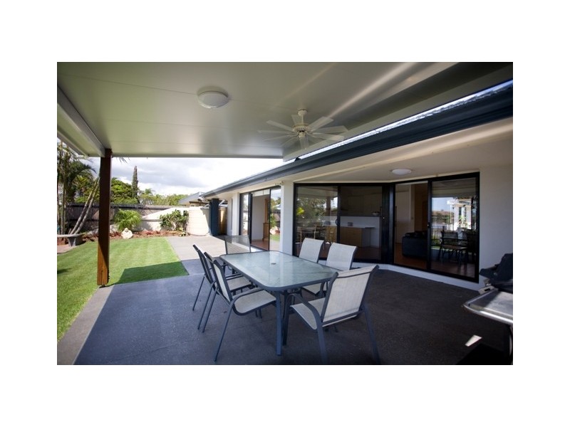 47 Tarcoola Avenue, Mooloolaba QLD 4557