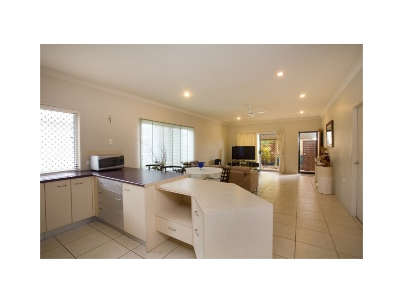 153/2 Grand Parade, Kawana Island QLD 4575